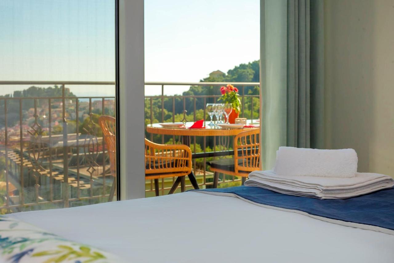 Natura Luxury Suites Parga Ngoại thất bức ảnh