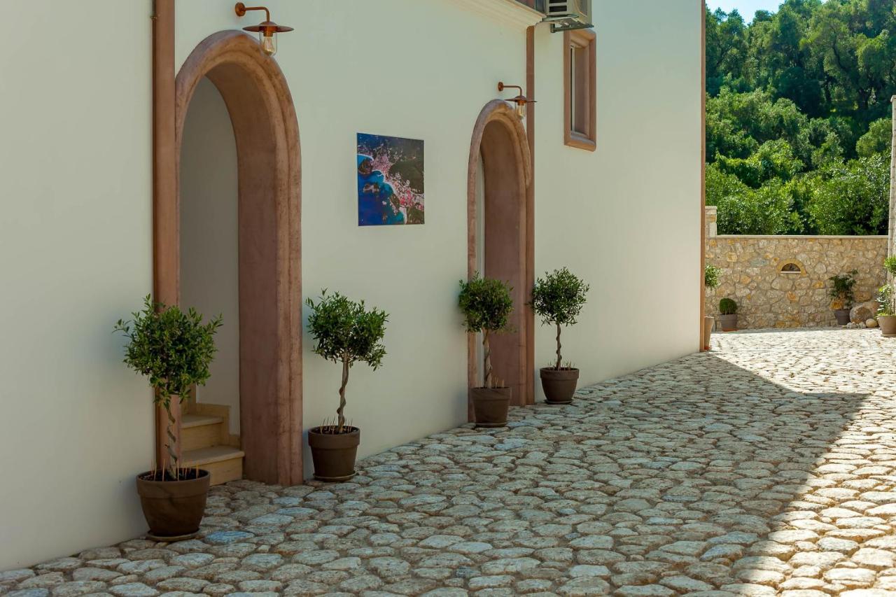 Natura Luxury Suites Parga Ngoại thất bức ảnh