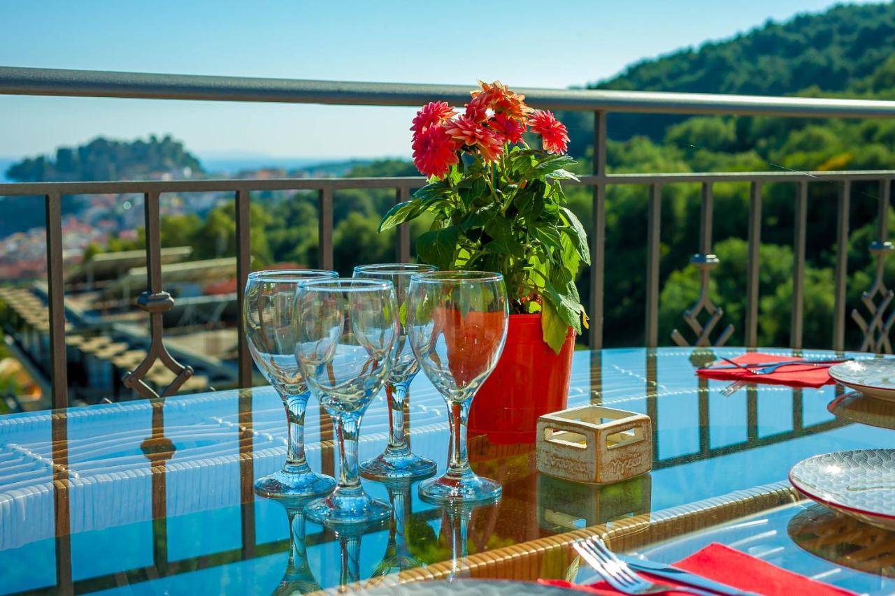 Natura Luxury Suites Parga Ngoại thất bức ảnh