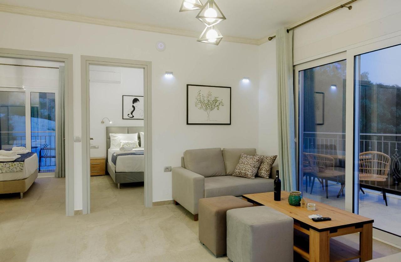 Natura Luxury Suites Parga Ngoại thất bức ảnh