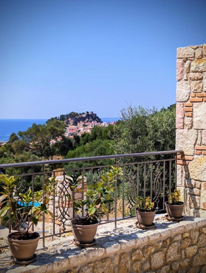 Natura Luxury Suites Parga Ngoại thất bức ảnh