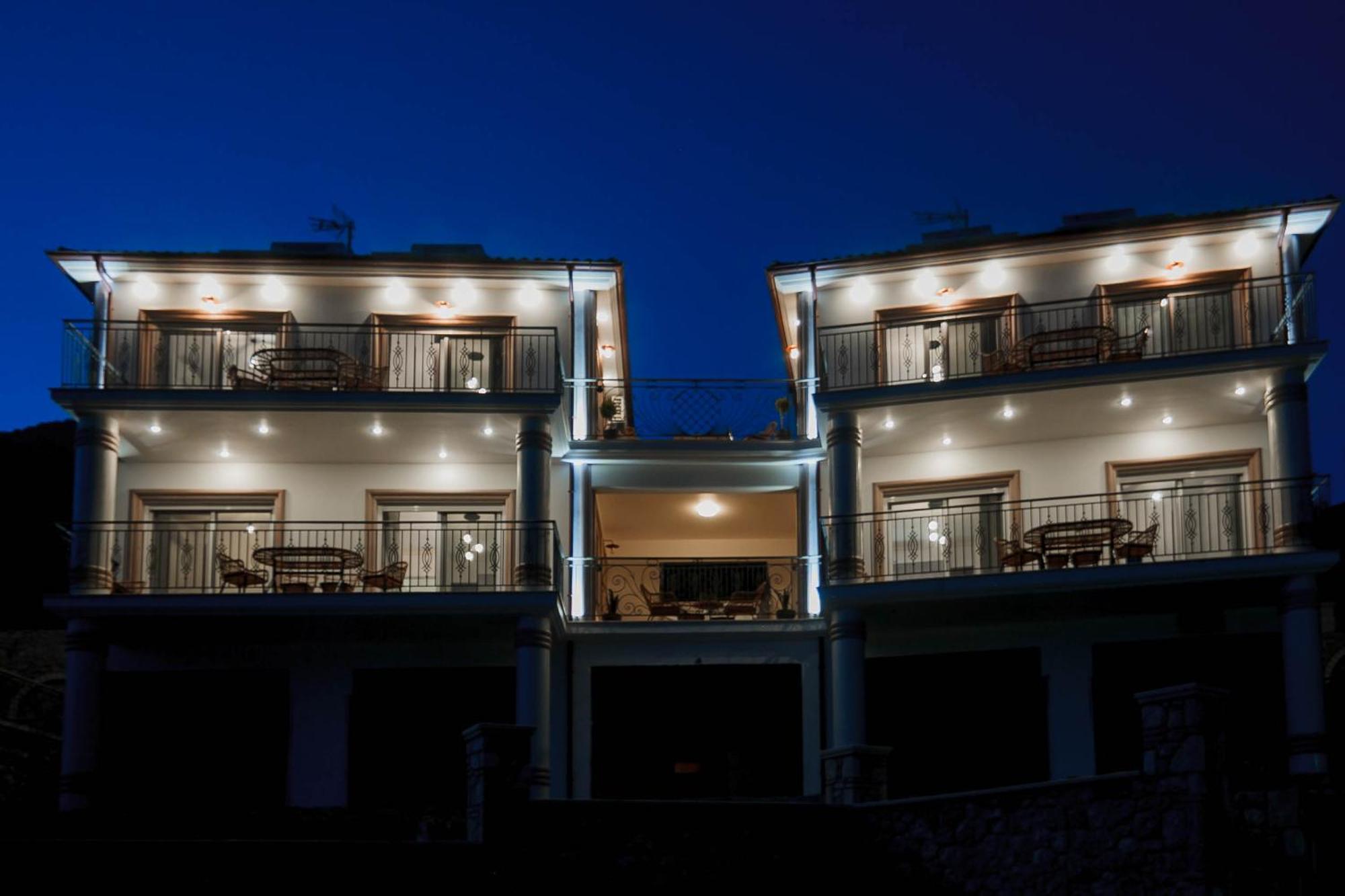 Natura Luxury Suites Parga Ngoại thất bức ảnh