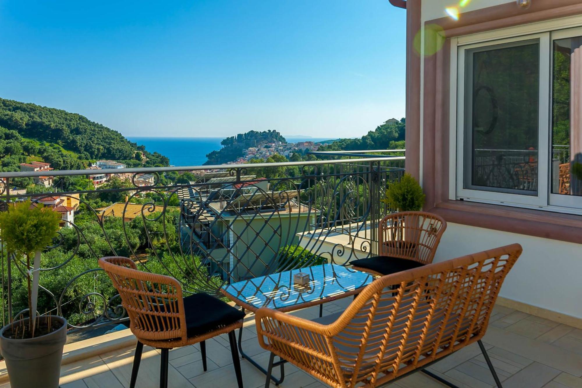 Natura Luxury Suites Parga Ngoại thất bức ảnh