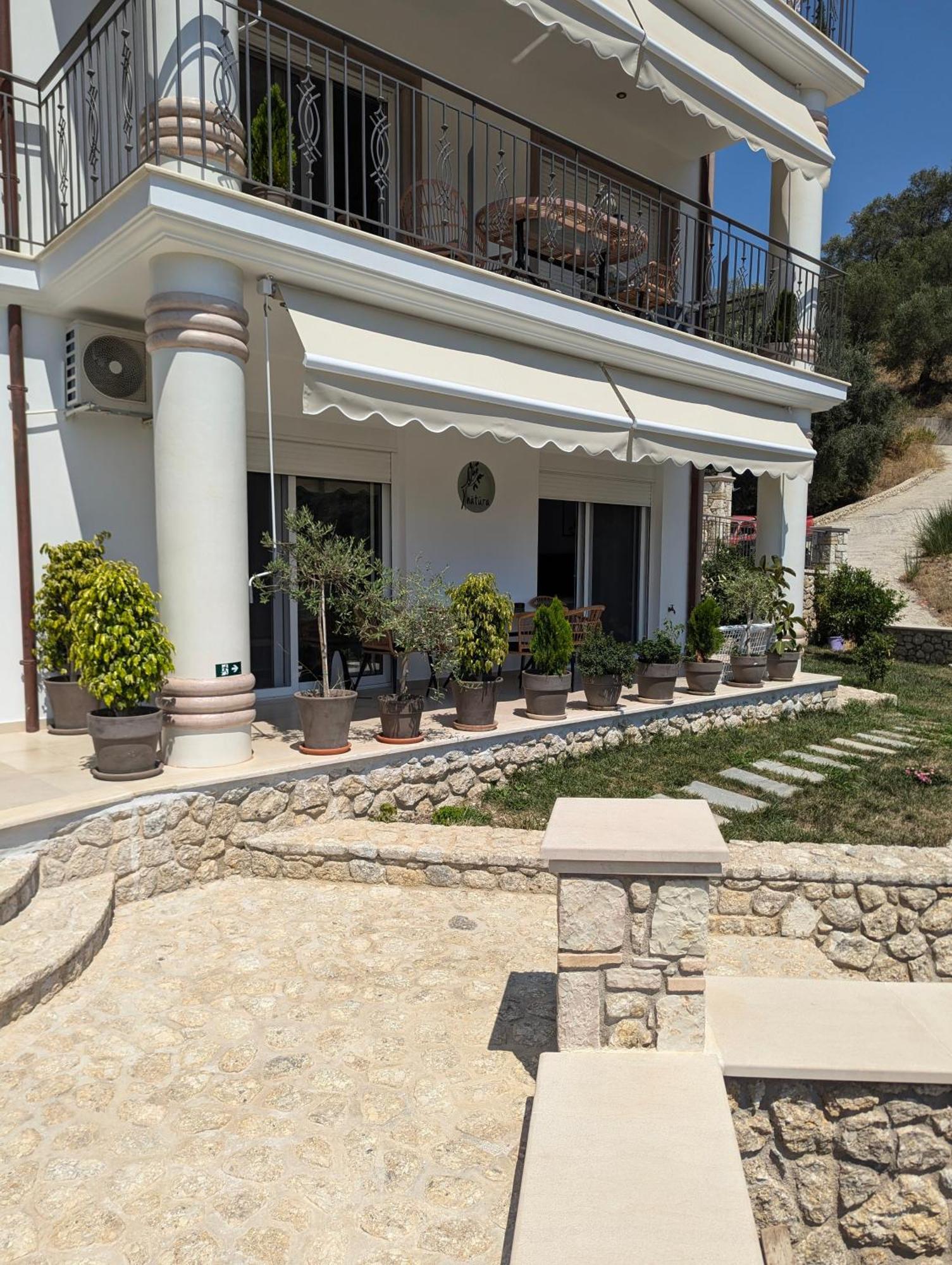 Natura Luxury Suites Parga Ngoại thất bức ảnh
